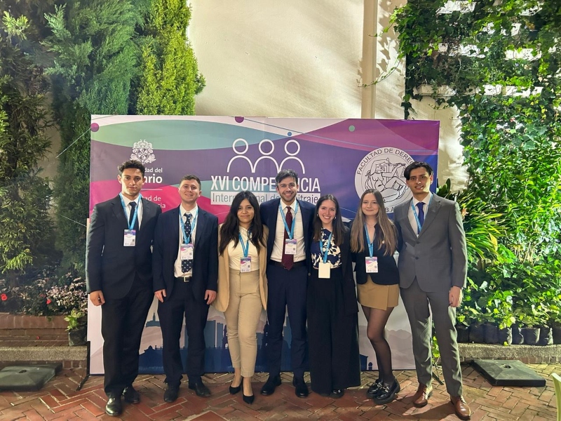 XVI Competencia Internacional de Arbitraje en Colombia: alumnos de Derecho UC se posicionaron entre los 16 mejores equipos 