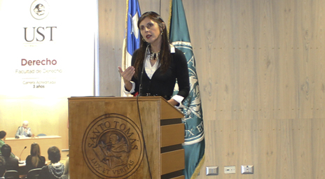 Profesora María Elena Santibáñez inauguró el año académico de la sede de Valdivia de la Universidad Santo Tomás 