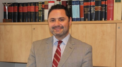 Profesor Marcelo Barrientos realizó publicación de artículo interdisciplinario en revista Journal of Medical Ethics