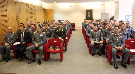 Alumnos de la Academia de Guerra del Ejército y militares de la Fuerza Área y Armada se gradúan del Diplomado en Ciencias Sociales impartido por el CEIUC