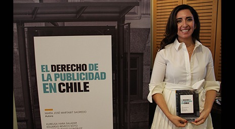 Profesora María José Martabit publicó libro 'El Derecho de la Publicidad en Chile'