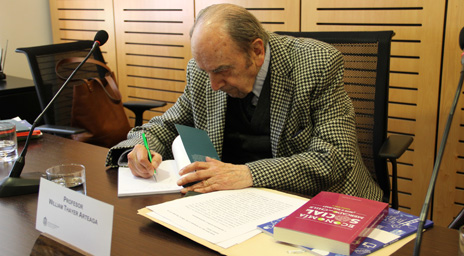 Profesor Emérito William Thayer lanzó libro sobre San Alberto Hurtado y la Libertad Sindical en Chile