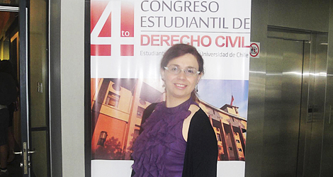 Egresada Derecho UC ganó Congreso de Derecho Civil