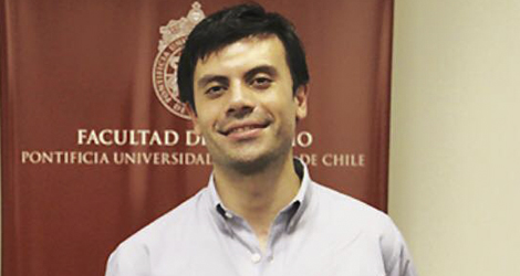 Alumno Pedro Goic realiza pasantía doctoral en la Universidad de Siena