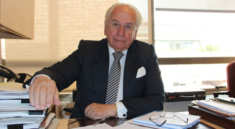 Profesor José Luis Cea fue distinguido como Académico de Honor en España
