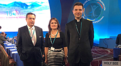 Profesores Derecho UC representaron a la Santa Sede en la Convención sobre Minas Antipersonales