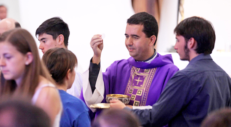 Vice Gran Canciller UC fue nombrado Obispo Auxiliar de Santiago