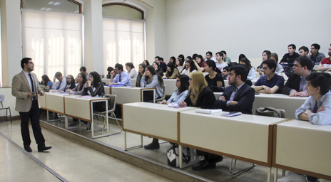 Academia Judicial realizó charla informativa a alumnos de la Facultad
