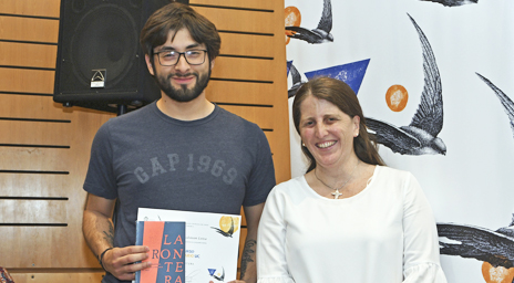 Alumno Derecho UC fue premiado en el Concurso Literario UC