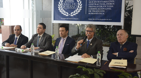 Profesor Patricio I. Carvajal expuso sobre interpretación de los contratos ante el Congreso de Veracruz