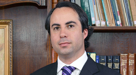 Profesor Rodrigo Delaveau expuso en Seminario Internacional sobre Derecho y Empresa en Brasil