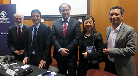 Decano Carlos Frontaura participó en conversatorio sobre institucionalidad de Derechos Humanos en Chile