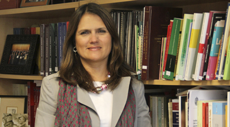 Profesora Carmen Domínguez H. fue designada coordinadora del Comité de Área de Ciencias Jurídicas de la CNA