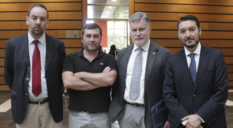 Profesores Felipe Widow y Raúl Madrid expusieron en seminario sobre ley natural