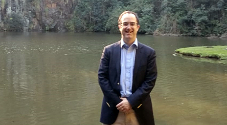 Profesor Álvaro Paúl participó en Congreso Internacional en Brasil