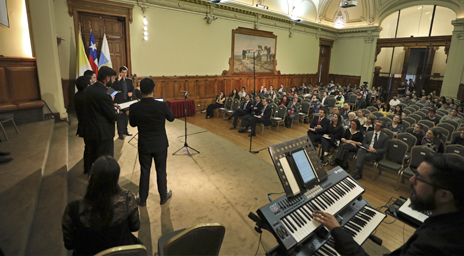 Concierto Derecho UC 2019 abordó mil años de música 