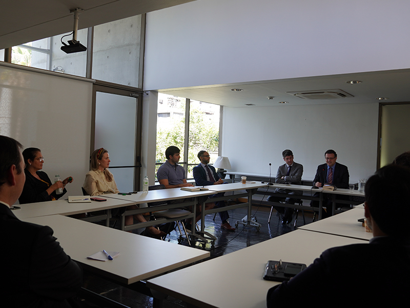 Primera sesión del ciclo Conversaciones de Derecho Privado abordó las reglas sobre nulidad