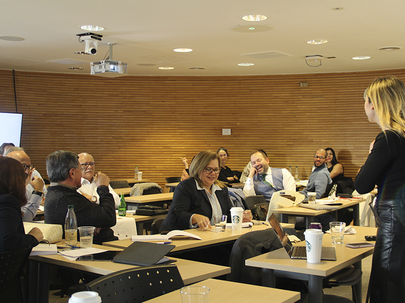 Diseño centrado en las personas, el derecho y la comunicación visual: Derecho UC organiza taller interdisciplinario de Legal Design