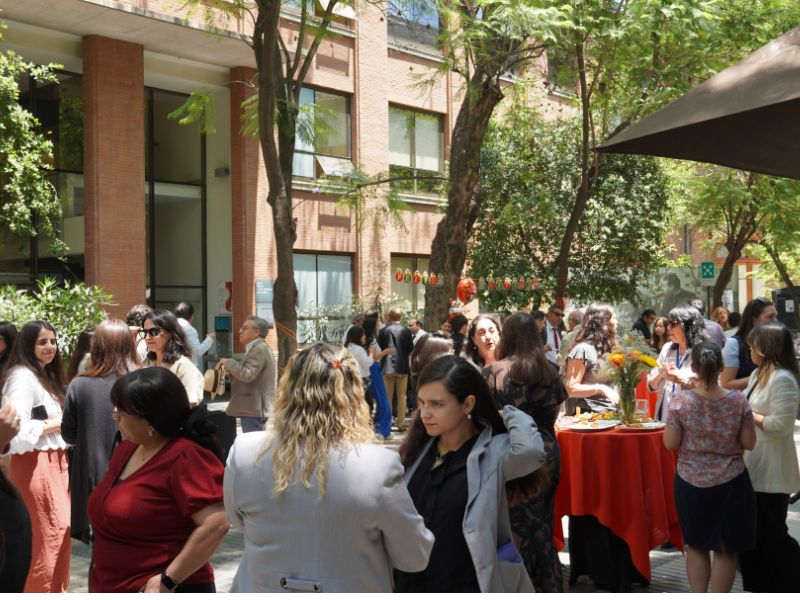 Comunidad Derecho UC se reúne para celebrar una nueva Navidad