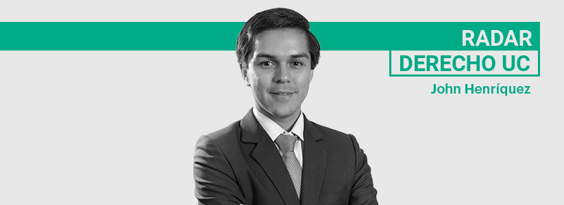 John Henríquez, exalumno de Derecho UC y del LLM UC, destaca entre los 100 jóvenes líderes 2025