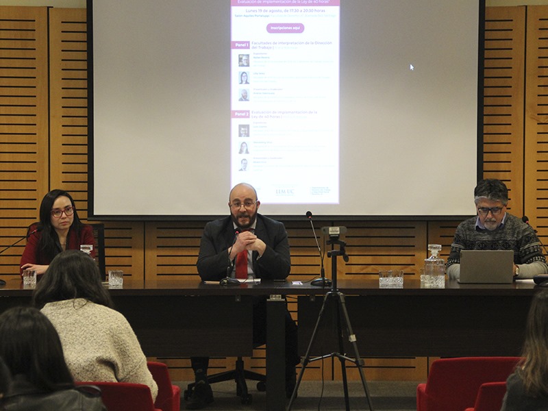 Ley de 40 horas: expertos analizaron facultades de interpretación de la Dirección del Trabajo y evaluaron la aplicación de la nueva jornada laboral