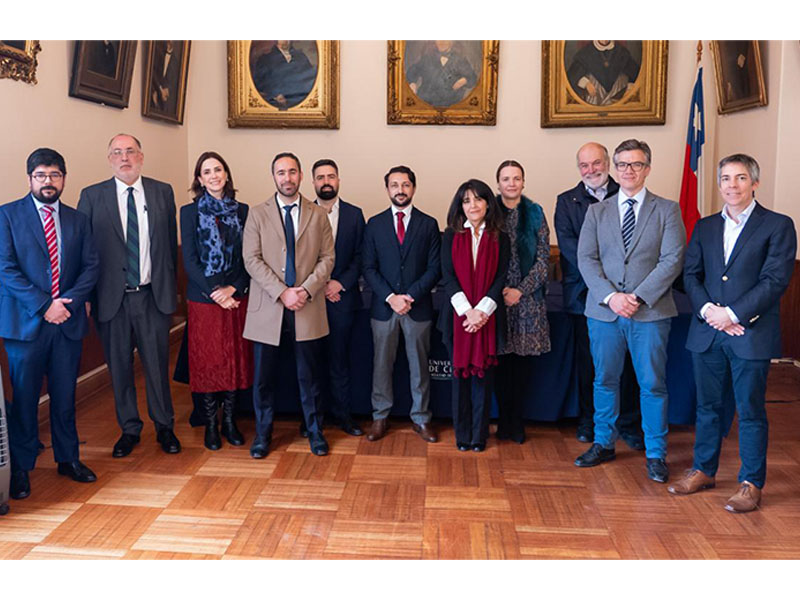 Profesores Priscila Machado e Ignacio Ried expusieron en seminario sobre definitividad de la justicia