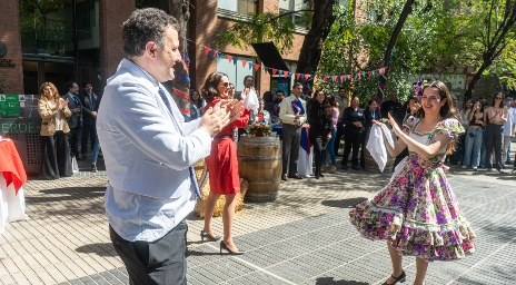 Con bailes, juegos típicos y mucha convivencia, Derecho UC festejó Fiestas Patrias 2023