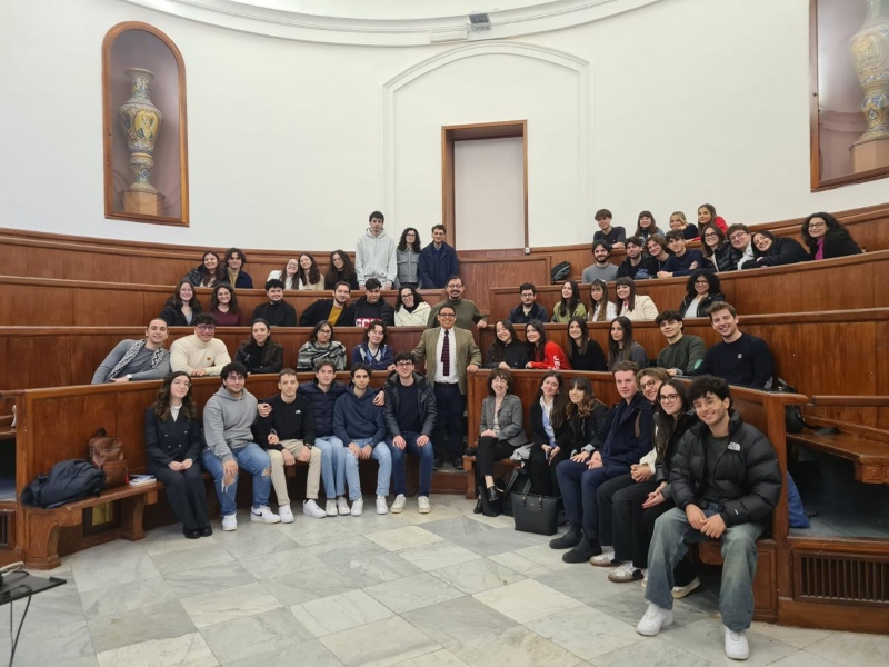 Profesor Adolfo Wegmann realizó diversas actividades académicas en Italia