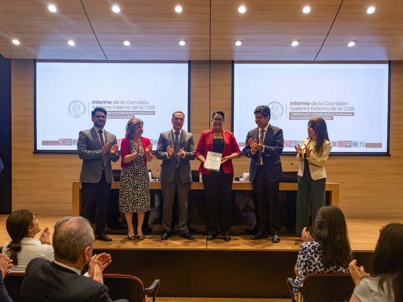 Profesor José Luis Lara participó en comisión asesora de la Contraloría para proponer medidas anticorrupción