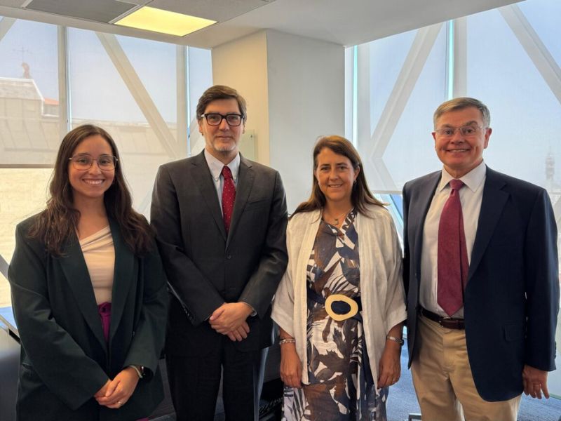 Programa de Libre Competencia suscribe convenio con el Tribunal de Defensa de la Libre Competencia