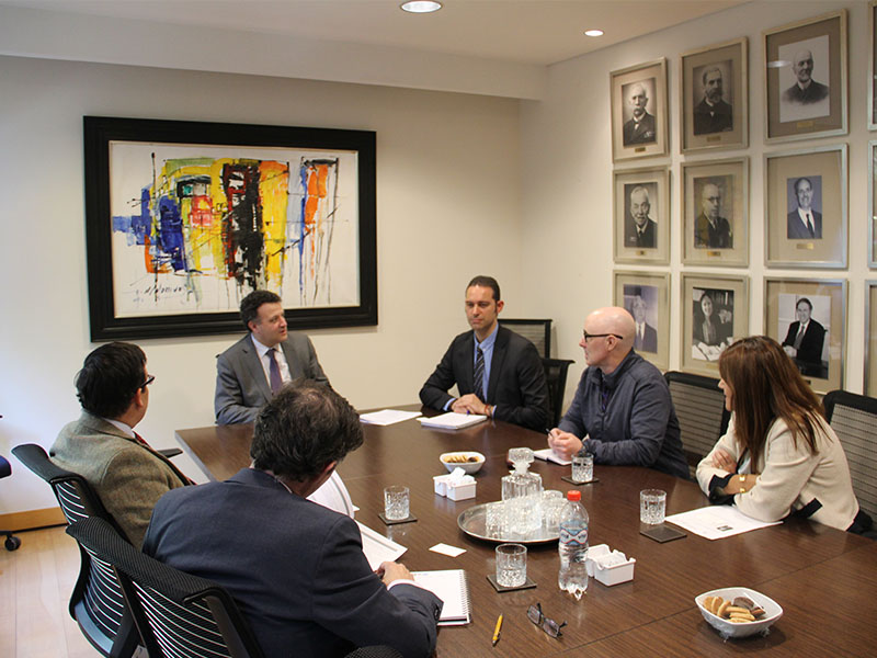 Derecho UC y Boston College fortalecen lazos de colaboración académica