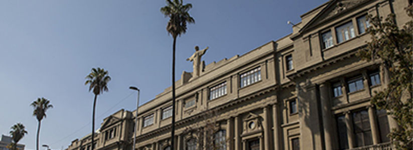 Ranking QS Latinoamérica 2026: UC vuelve a liderar en la región