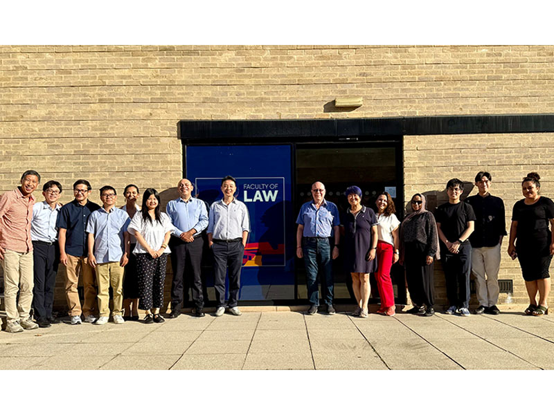 Profesor Cristián Villalonga participó en el Faculty Workshop de la Universidad de Oxford