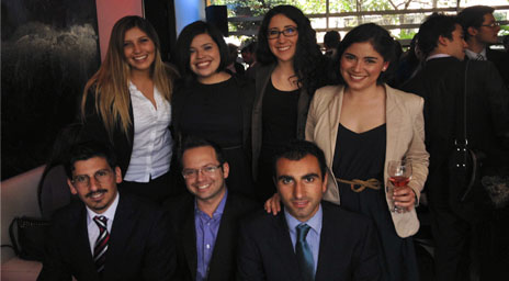 Destacada participación de equipo Derecho UC en Competencia de Arbitraje Internacional