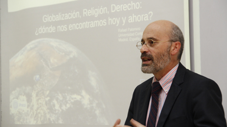 El Derecho y la religión en un mundo globalizado fue el tema que abordó Rafael Palomino