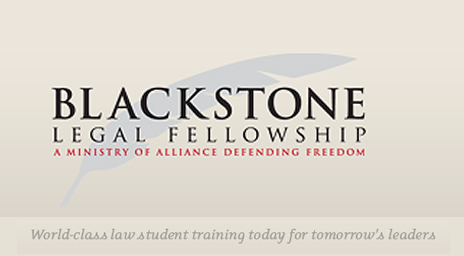 Participa del programa Blackstone Legal Fellowship