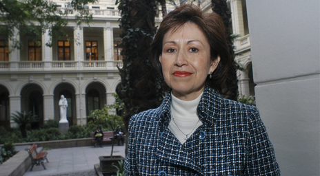 Profesora Marisol Peña: primera mujer en presidir el Tribunal Constitucional