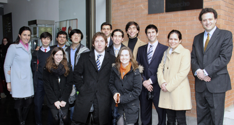 Alumnos extranjeros del programa Prácticas para Chile visitaron nuestra facultad