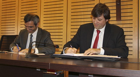 Nuevo convenio de colaboración entre Derecho UC y LegalPublishing