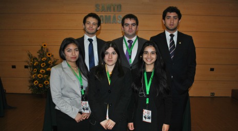 Equipo de Derecho UC obtuvo destacada participación en torneo de debate sudamericano