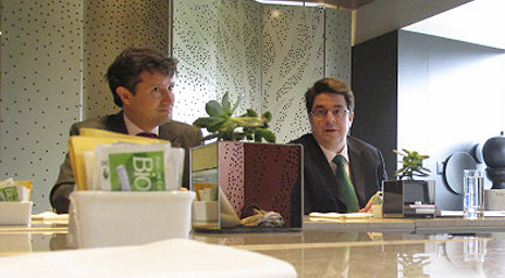 Sebastián López y Nicolás Cobo participaron en actividades académicas sobre Derecho Internacional en Colombia