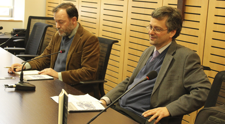 Profesor Carlos Casanova presenta nuevo libro en Derecho UC
