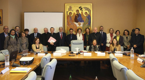Directora del Centro UC de la Familia participa en Encuentro Internacional de Institutos de Familia realizado en Roma