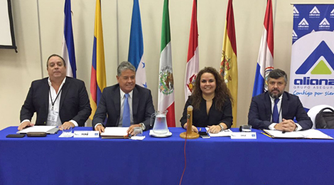 Profesor Roberto Ríos expuso en Congreso Ibero Latinoamericano de Derecho de Seguros CILA