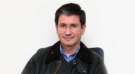 Profesor Alex van Weezel participó en diversas actividades académicas