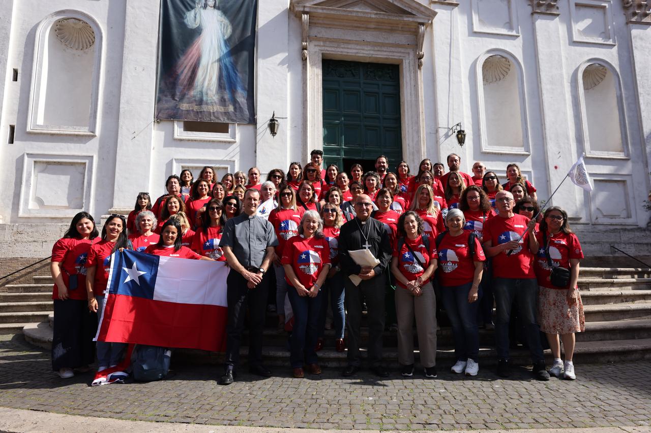 Delegación con Gran Canciller UC y Cardenal Fernando Chomalí