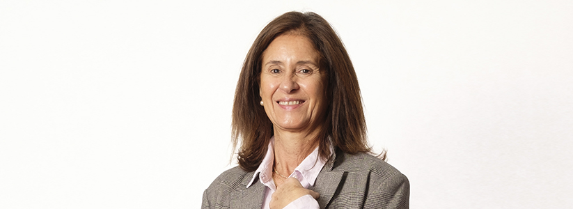Profesora Teresita Tagle asume como nueva vicedecana de Derecho UC