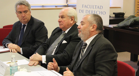 3 constitucional chica