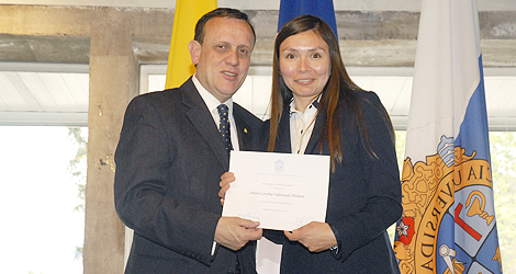 Andrea_Valenzuela_funcionaria_destacada_UC