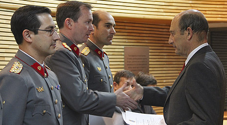 Graduacion_diplo_cs_sociales_diplomas_2